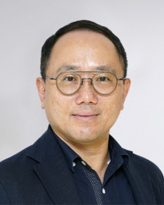 Thumbnail of Dr. HUI, Edward