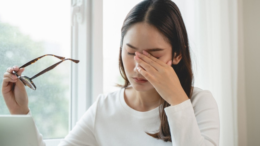 Thumbnail of Eye Pain Warning: Inflammation or Acute Glaucoma? The 20-20-20 Rule for Eye Health