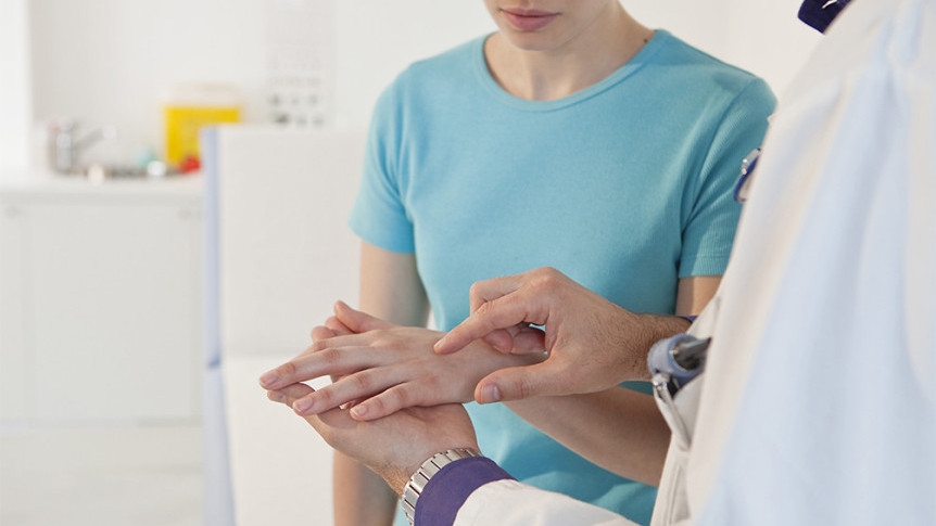Thumbnail of Swelling and Pain in Hand Joints: Identify the Causes and Treatments of Strain Arthritis, Rheumatoid Arthritis and Psoriatic Arthritis