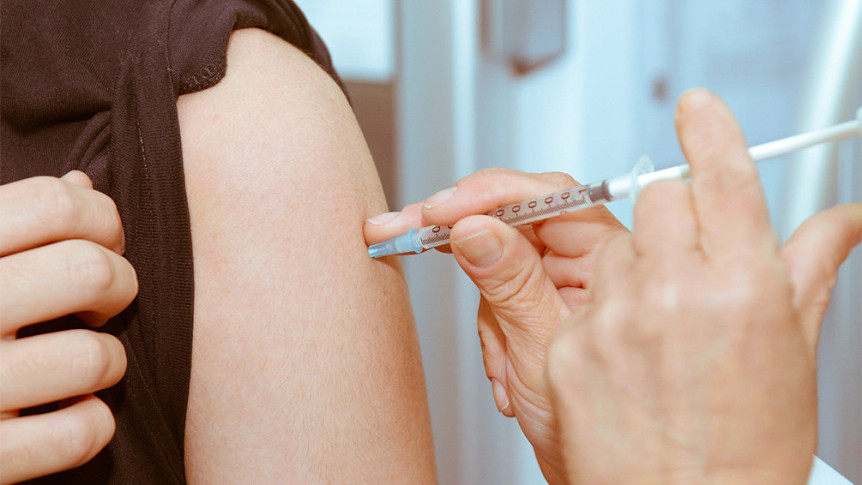 Thumbnail of 7 Q&As about Comirnaty Bivalent Vaccine