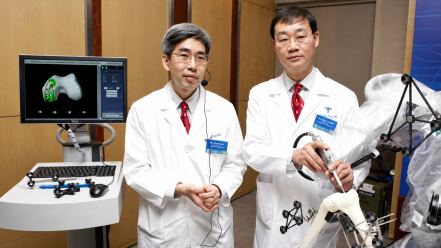 Thumbnail of Hong Kong Sanatorium & Hospital Introduces Asia's First Robotic Interactive Orthopaedic System for Partial Knee Replacement