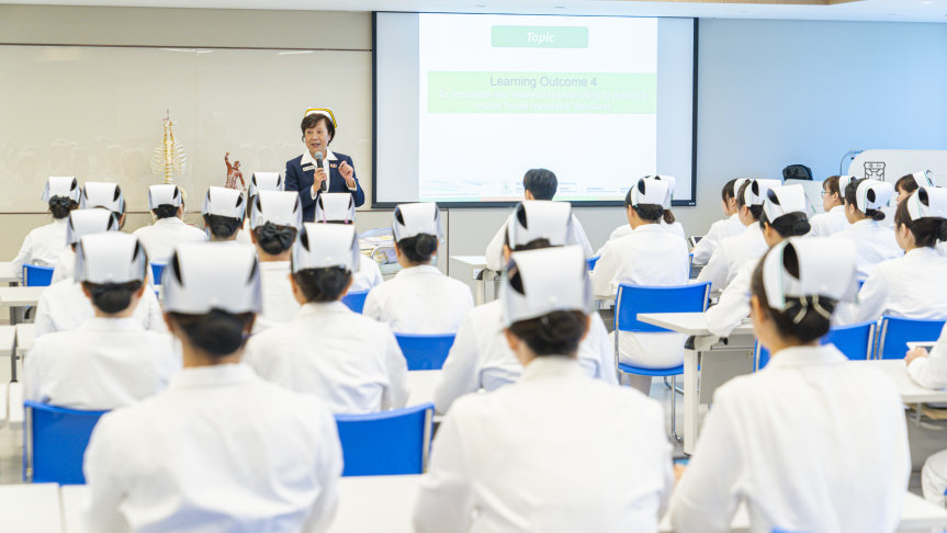 缩图 - 关于护士学校