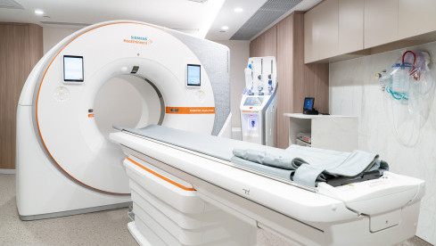Thumbnail of Siemens NAEOTOM Alpha Photon-counting CT Scanner