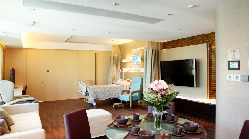 Thumbnail of Suite